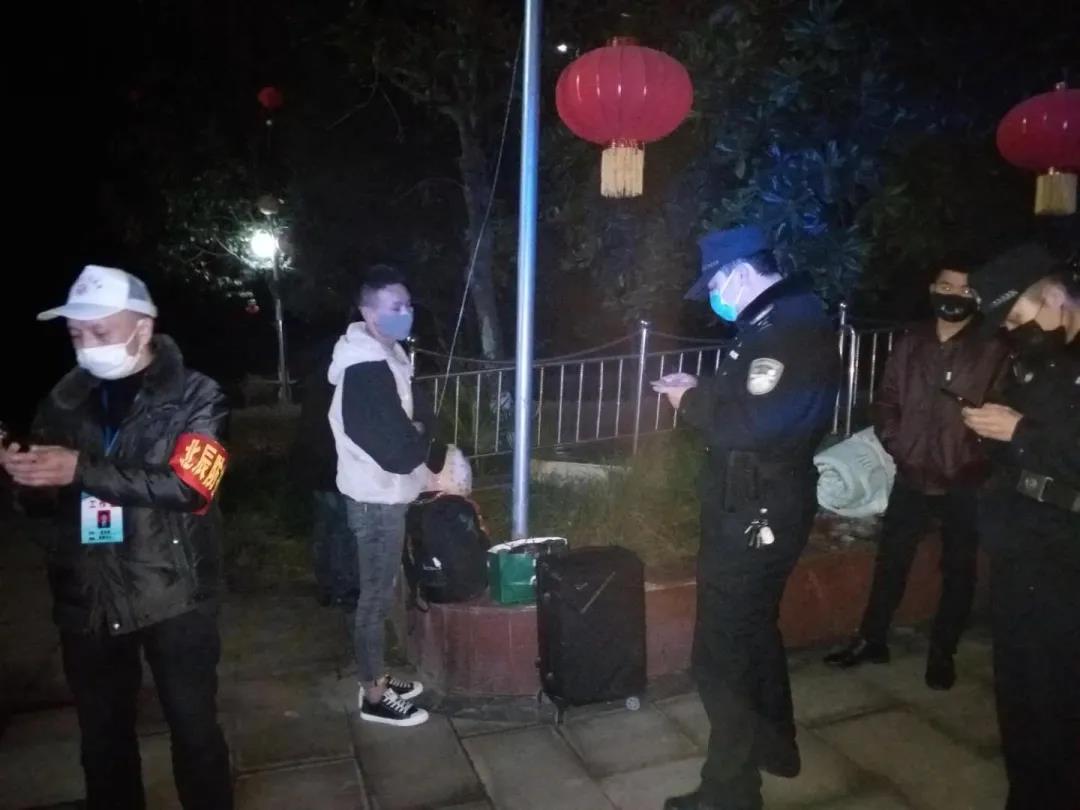 【太阳成集团tyc234cc先锋】夏云飞：重任在肩勇担当1