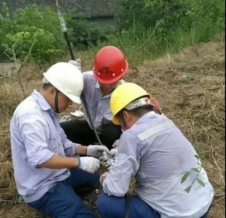 履行电力责任，点亮脱贫攻坚路2